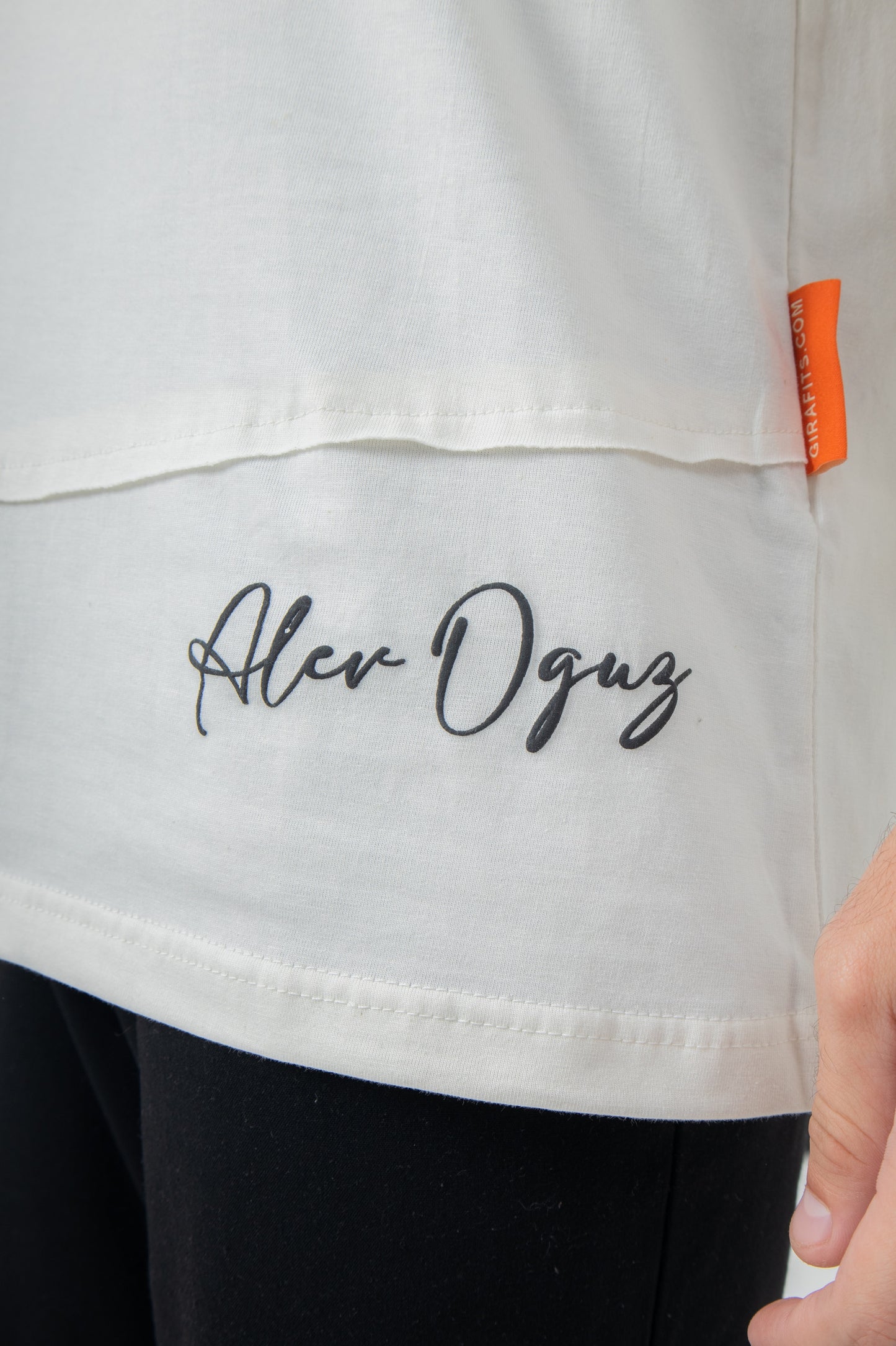 Graffiti-style art on egg-white oversized t-shirt, 100% cotton, 220 GSM, soft texture
