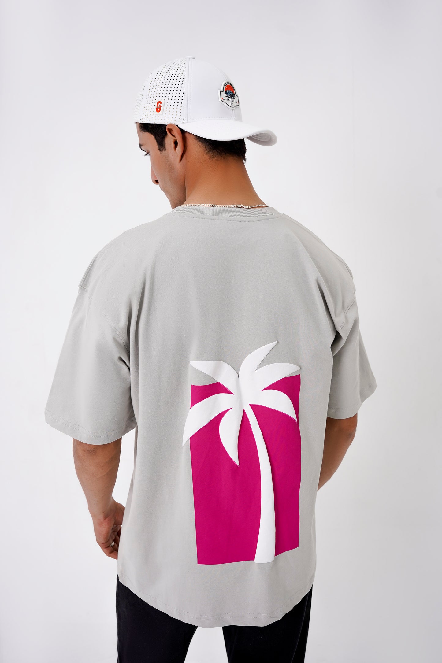Light grey oversized t-shirt, 240 GSM soft cotton, unisex fit