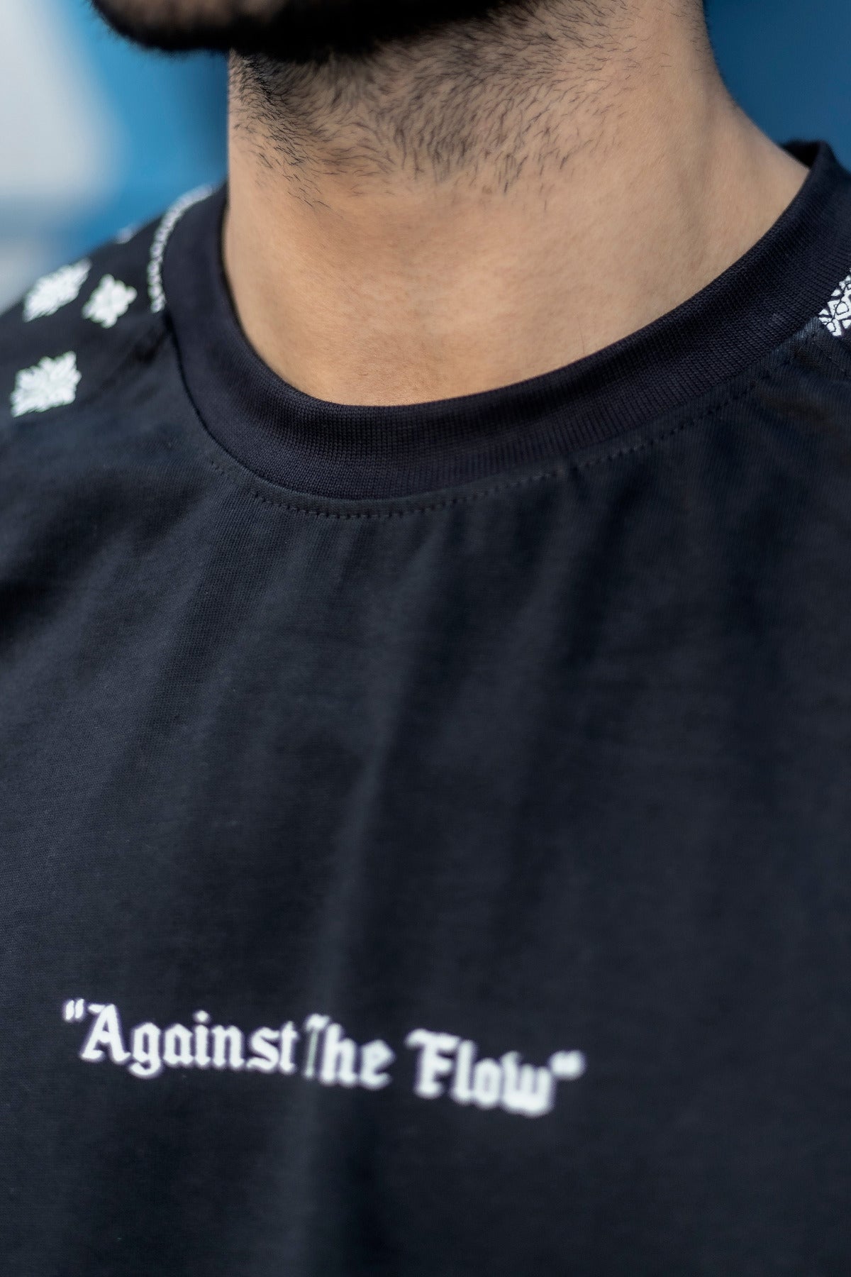 Black unisex half sleeves t-shirt with breathable jersey and streetwear style