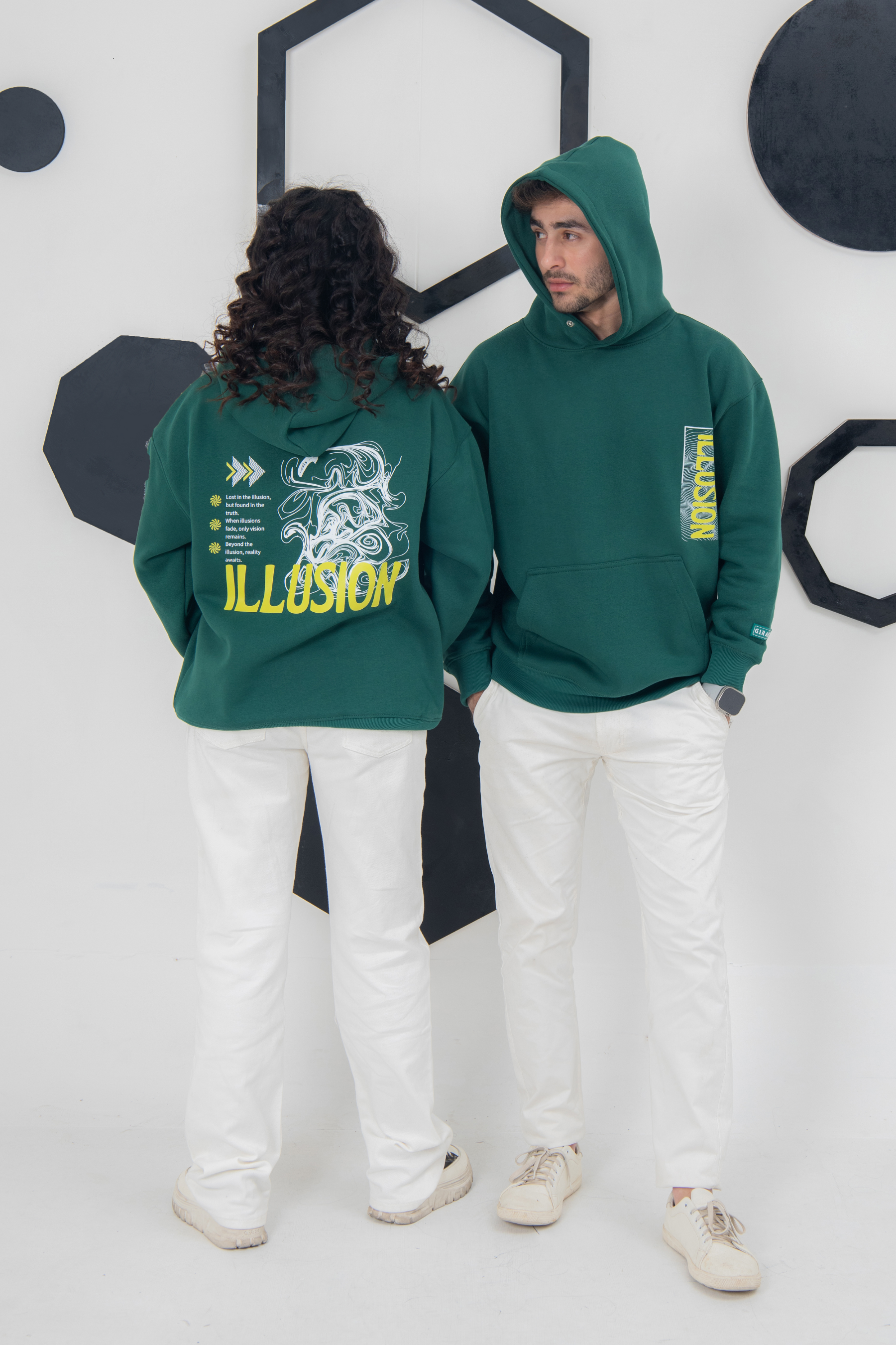 Cozy green fleece hoodie with front print, 350 GSM, unisex casual wear