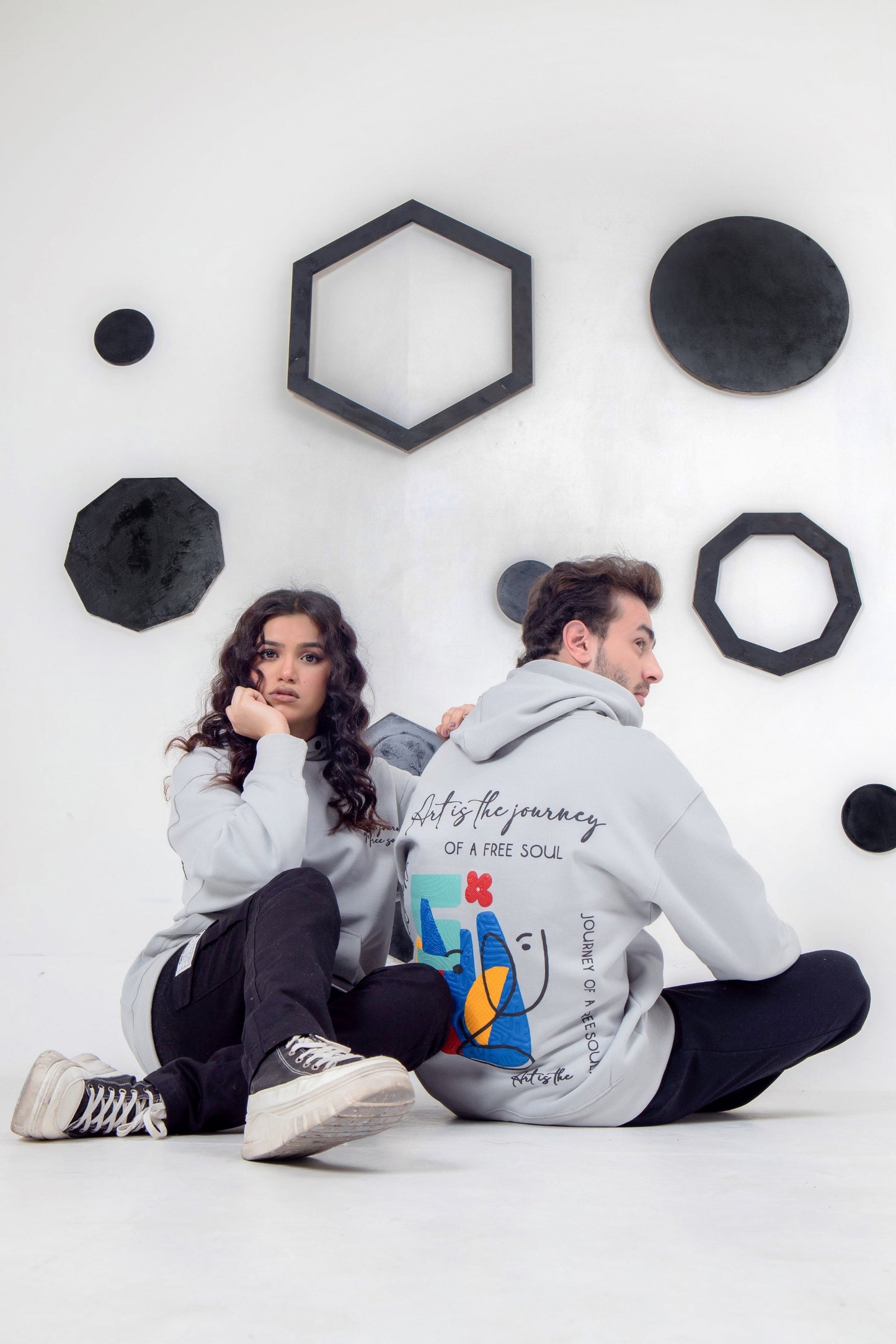 Light gray Free Soul hoodie, 350 GSM fleece, unisex and comfortable